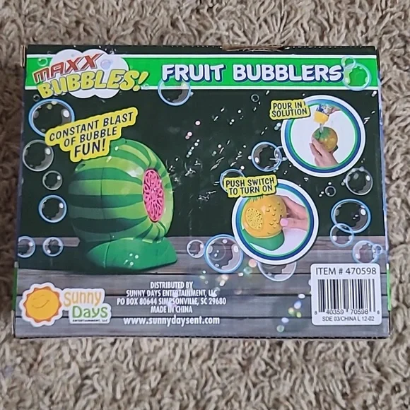 Maxx Bubbles Fruit Bubblers Bubble Machine with Scented Solution - Picture 5 of 7
